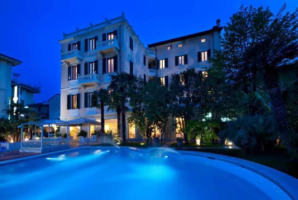 Hotel Parma E Oriente Wellness & Spa مونتيكاتيني تيرمي المظهر الخارجي الصورة